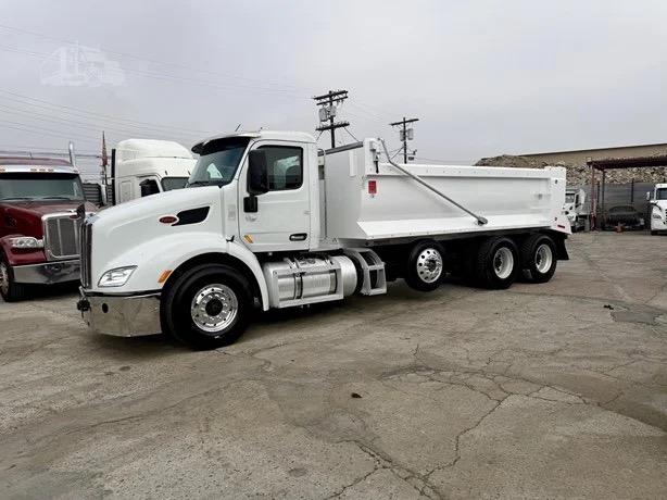 2018 Peterbilt 579 Super 10 Dump Truck - image 2