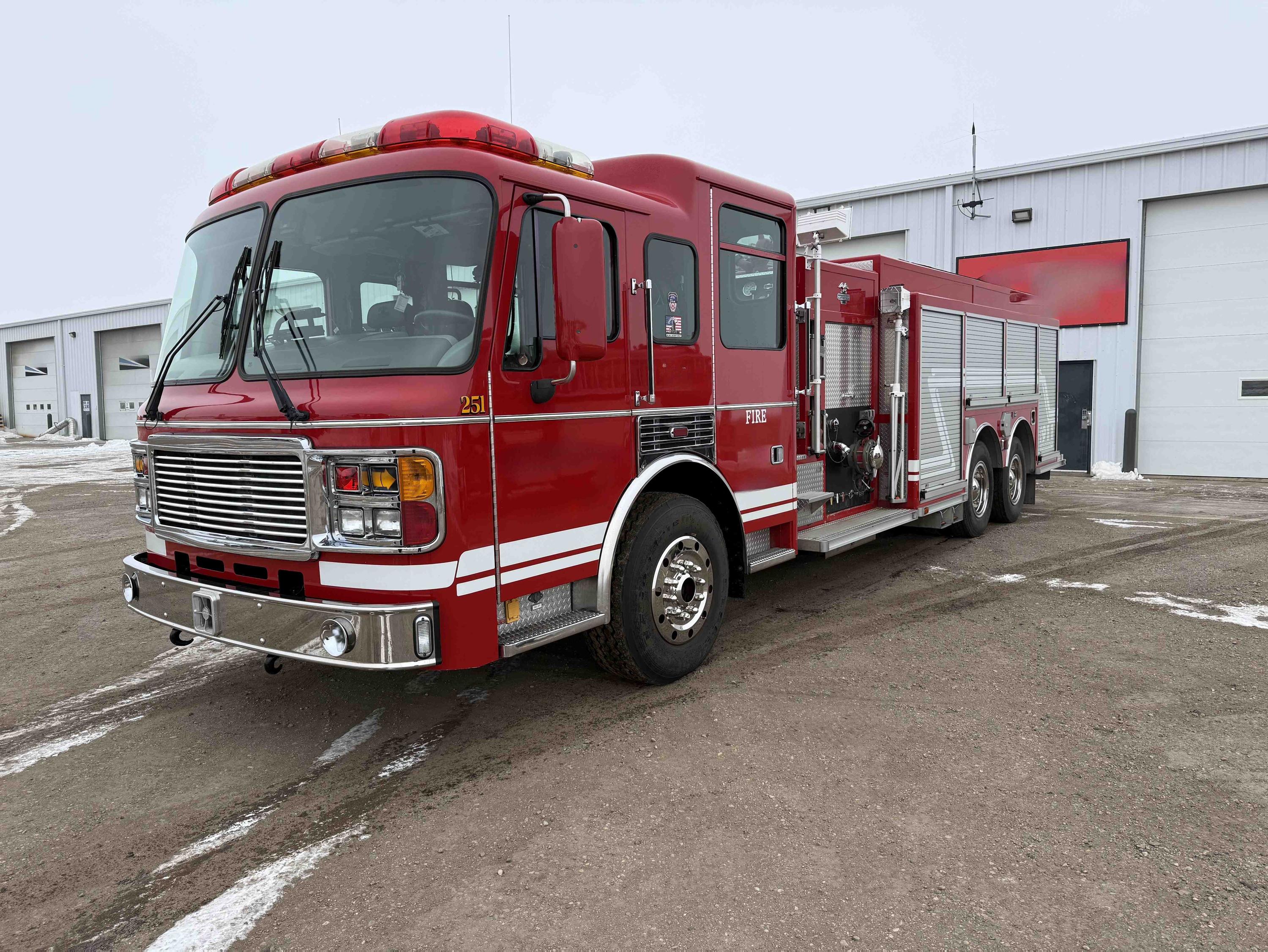 2001 American LaFrance Eagle Pumper Tanker - image 1