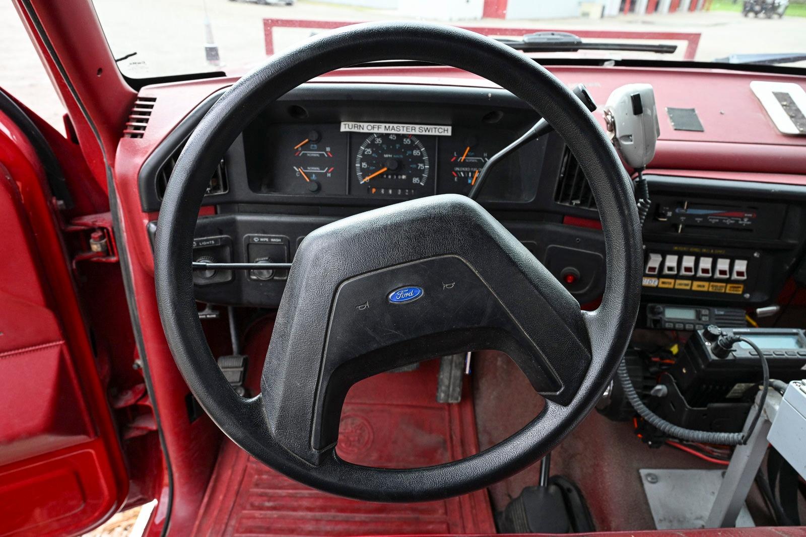 1990 Ford F350 4x4 Brush Truck - image 32