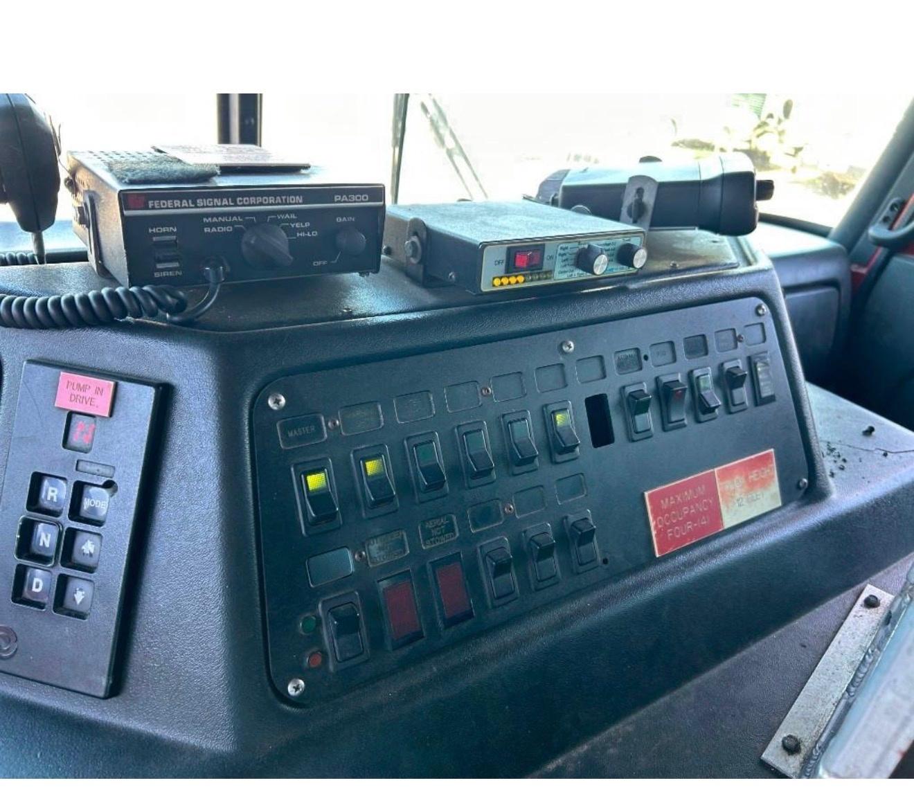 2000 Spartan Gladiator 75' Aerial - image 18