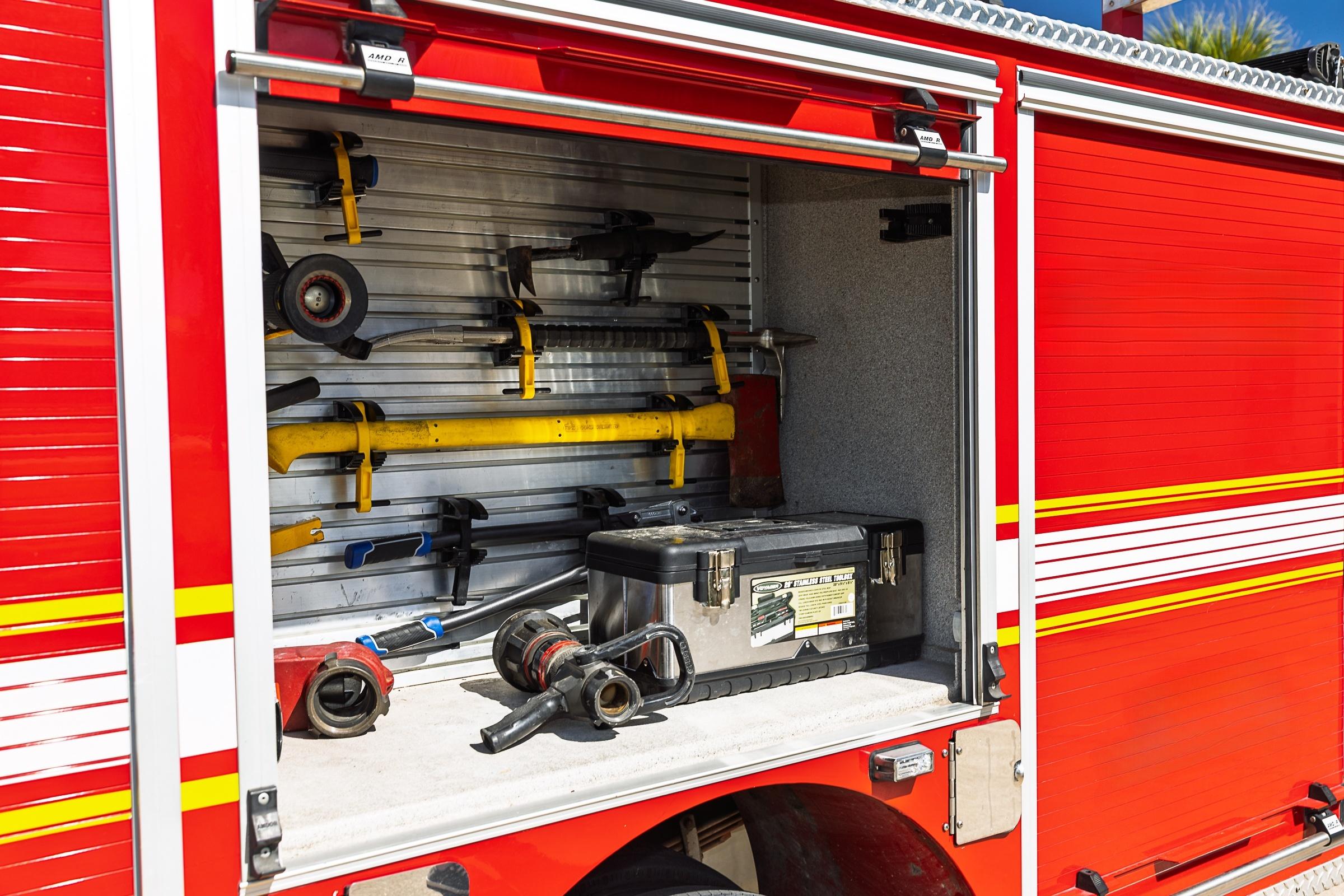2013 Pierce Ford 4x4 Mini Pumper - image 15