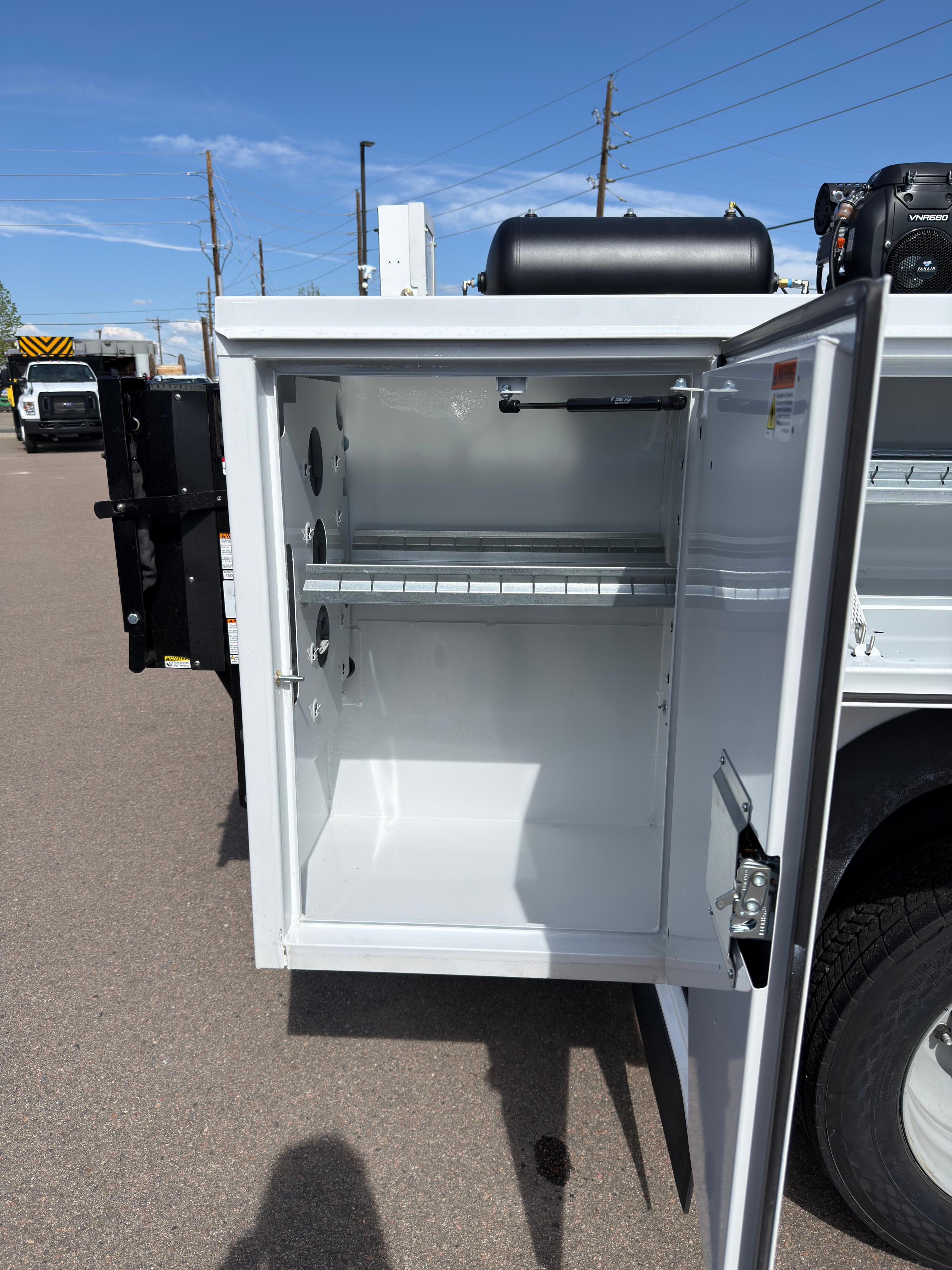 2024 Ford F-450 4x4 Welding Work Truck - image 12
