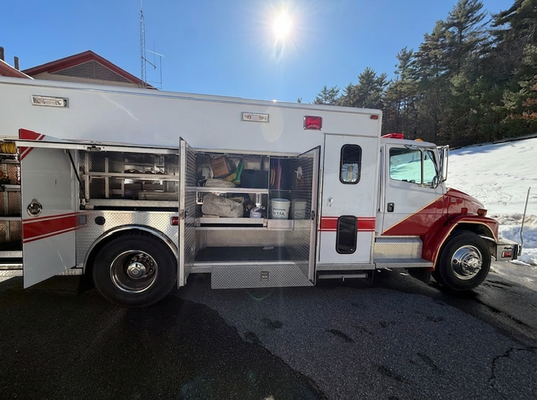 1999 Freightliner FL 80 Heavy Rescue