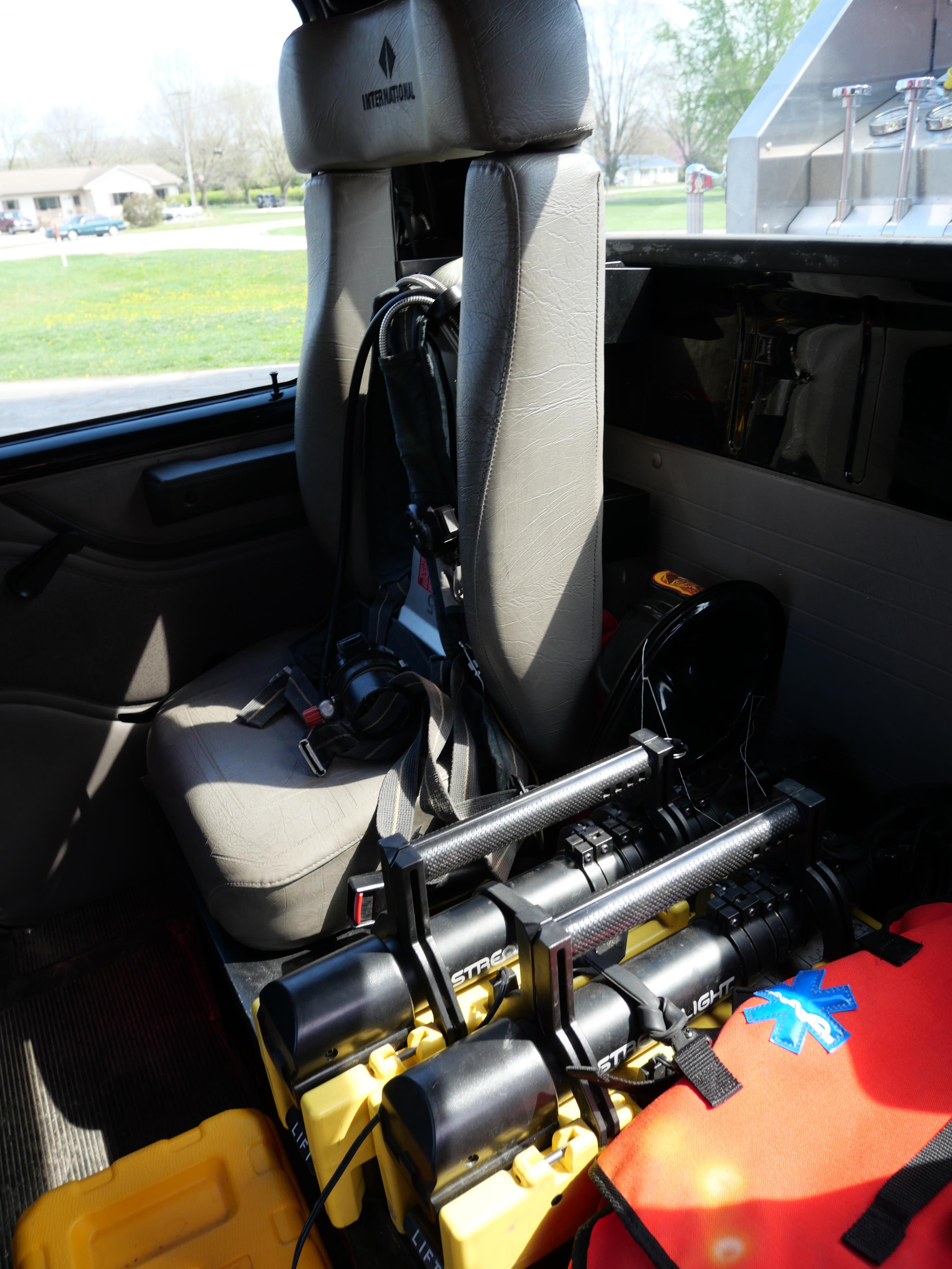 2000 E-One International Pumper - image 30