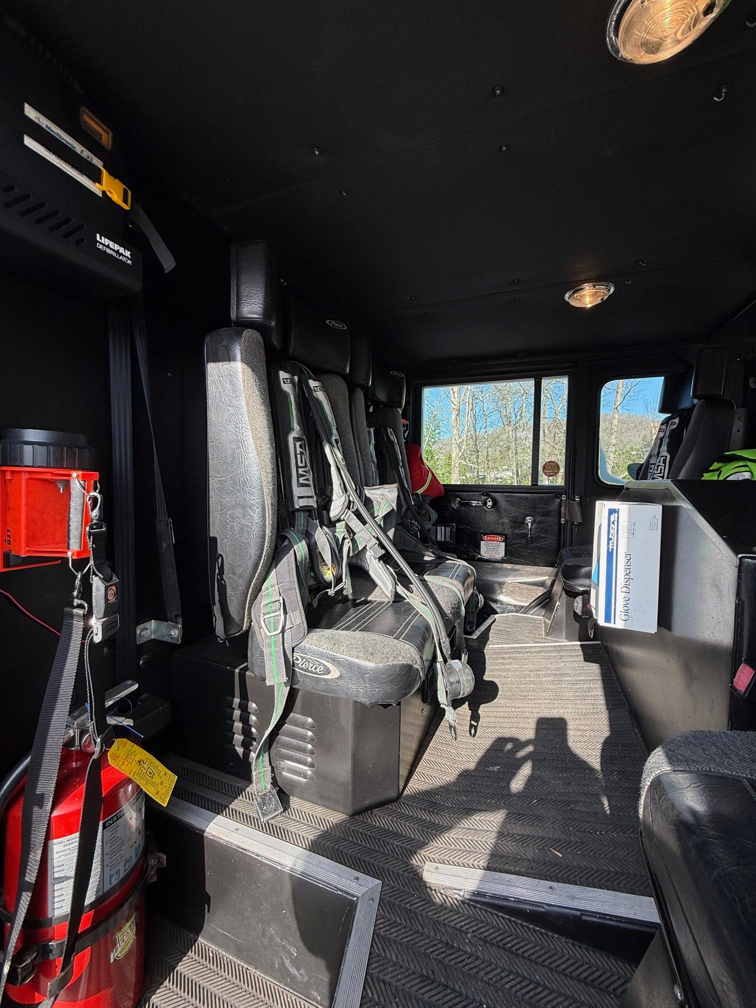 1994 Pierce Saber Pumper - image 7