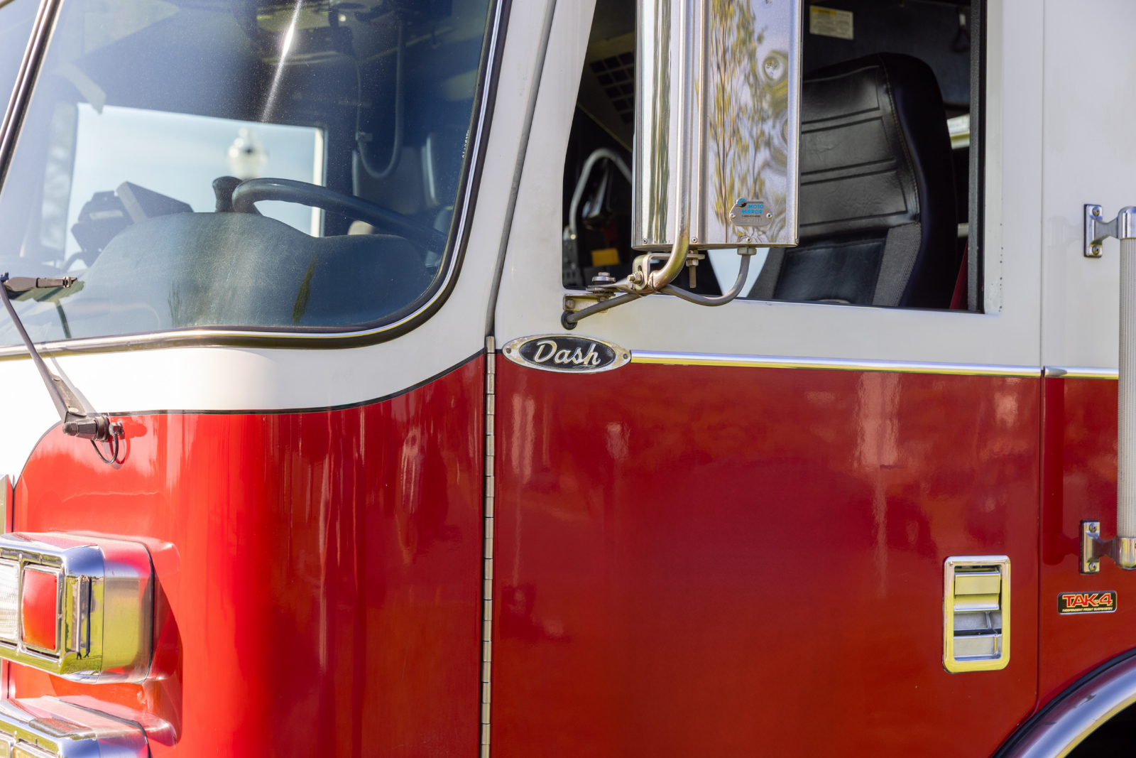 2003 Pierce TL100 100' Quint - image 20