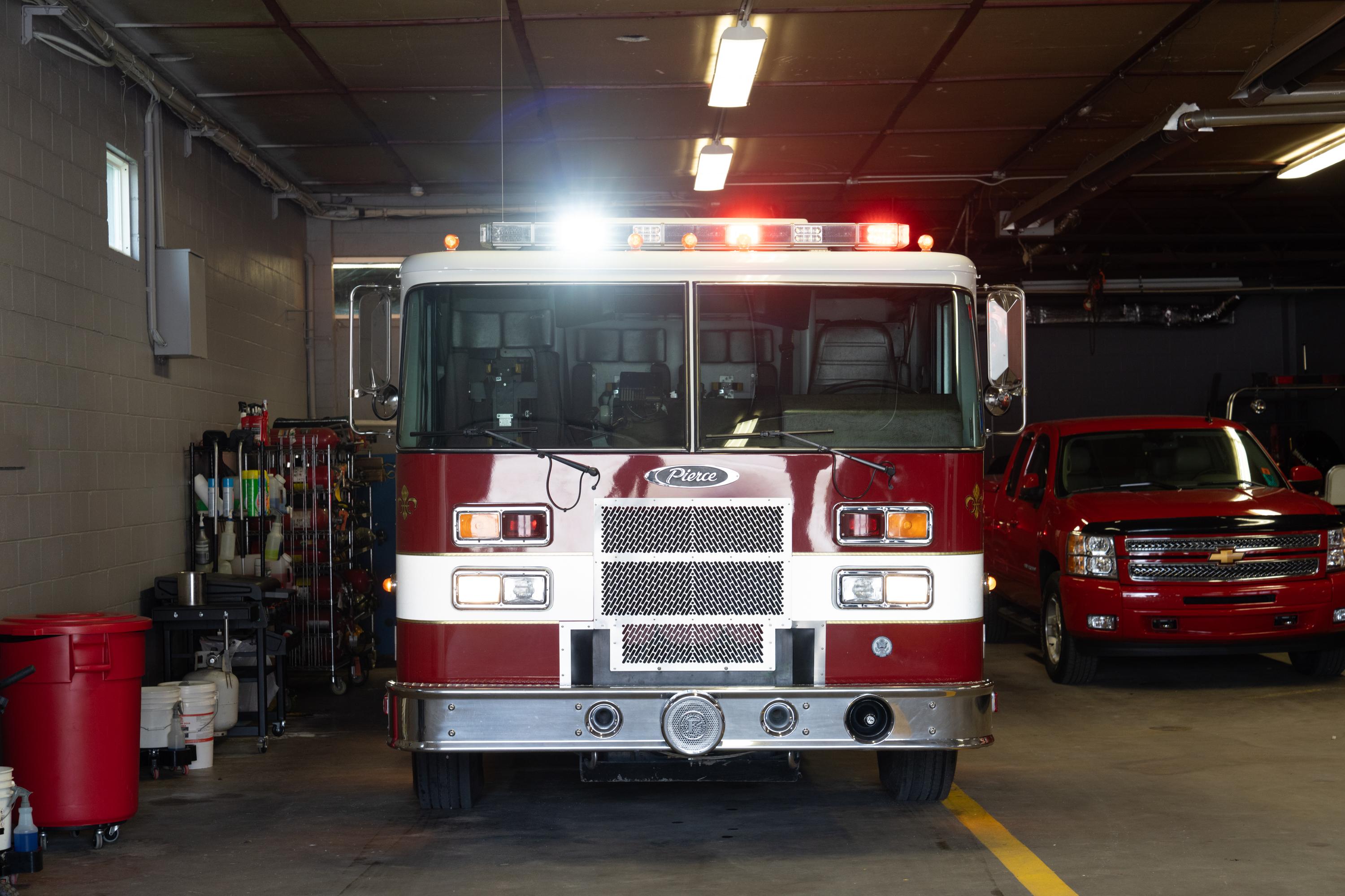 2000 Pierce Contender Pumper - image 18