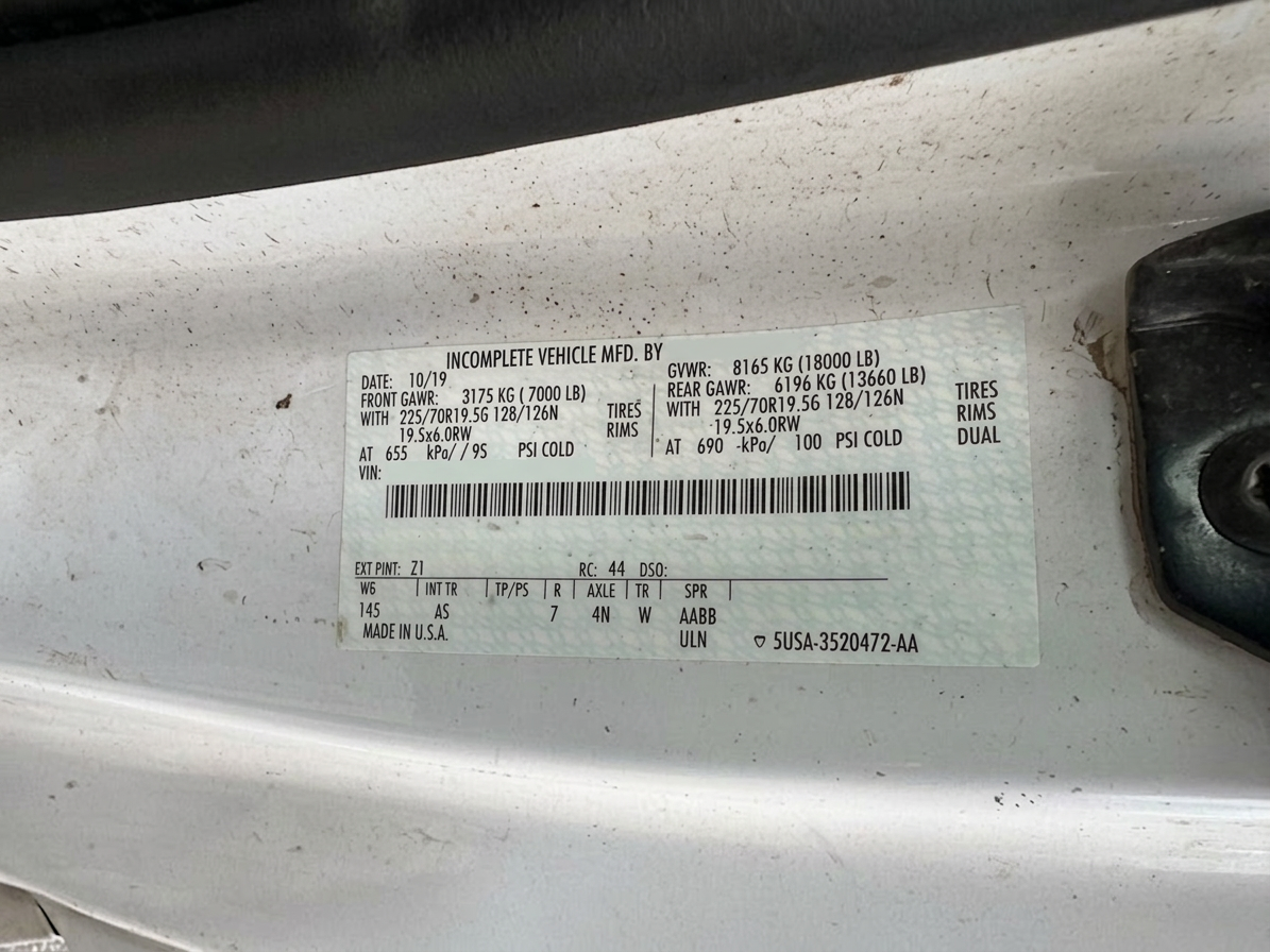 2019 Ford F550 4x4 Bucket Truck w/ Altec AT40G Boom (45 ft) - image 18