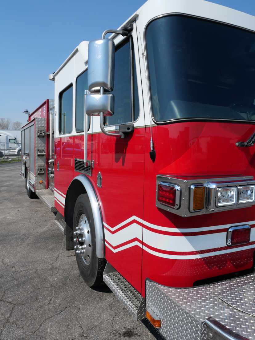 2005 Sutphen Shield Pumper — photo 6
