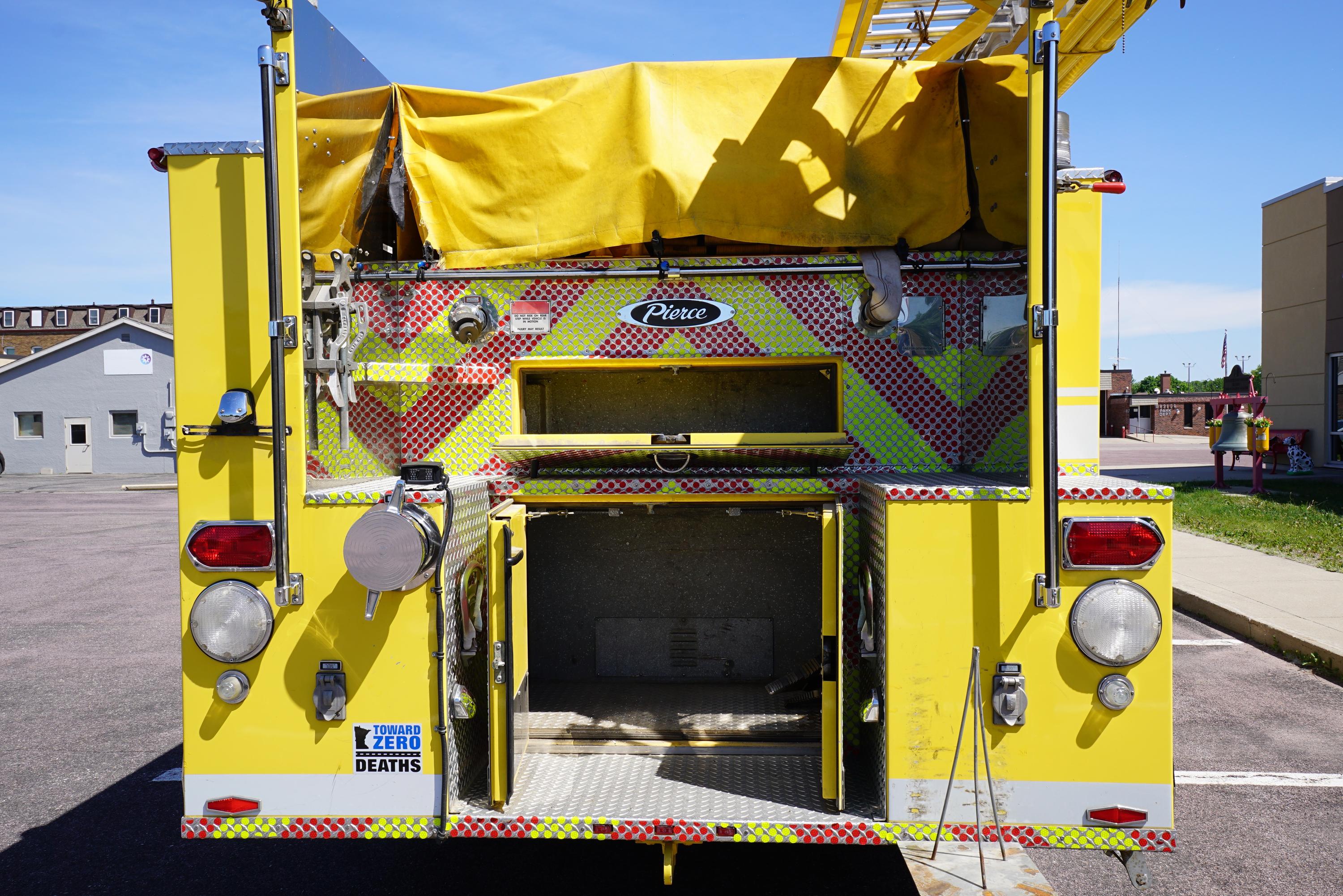 1995 Pierce Saber Pumper - image 82