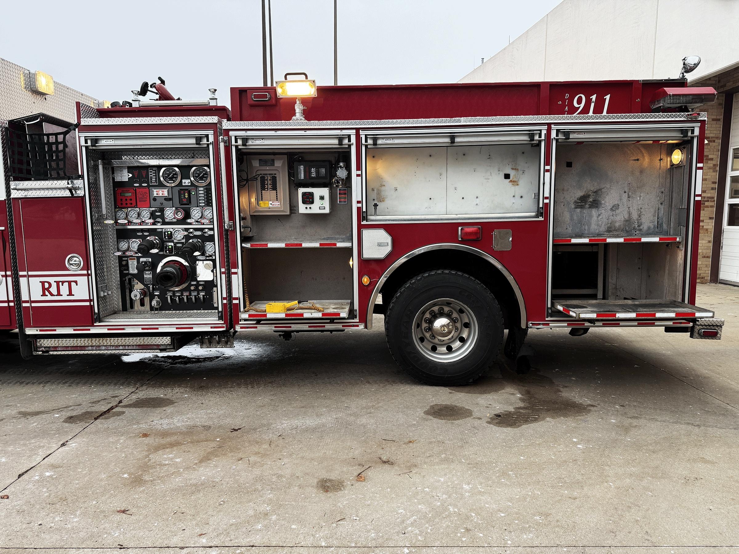 2007 Pierce Dash Pumper - image 7