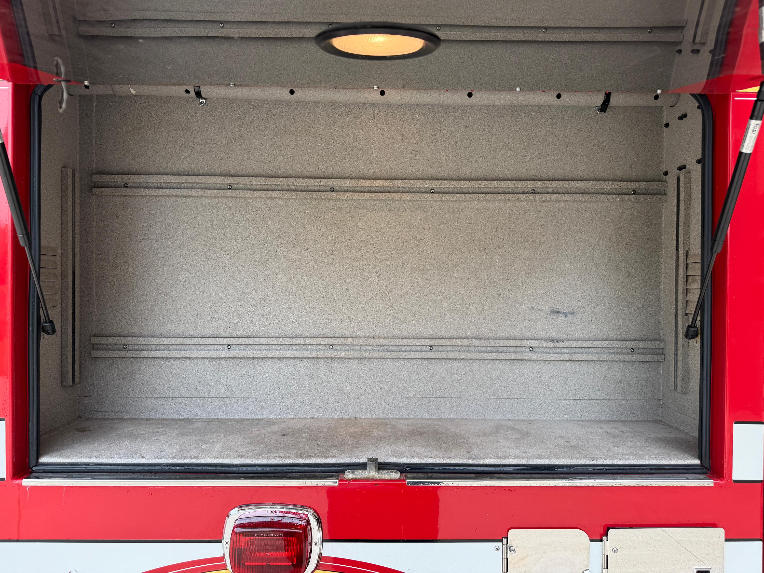 2005 Pierce Quantum Pumper - image 10