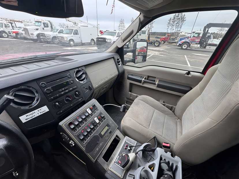 2008 MedTec Ford Type I Ambulance — photo 8