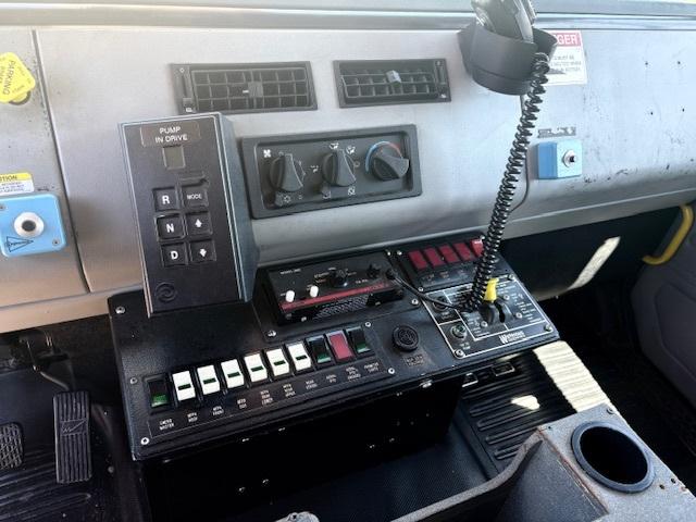 1998 Pierce Freightliner 65' Aerial - image 16