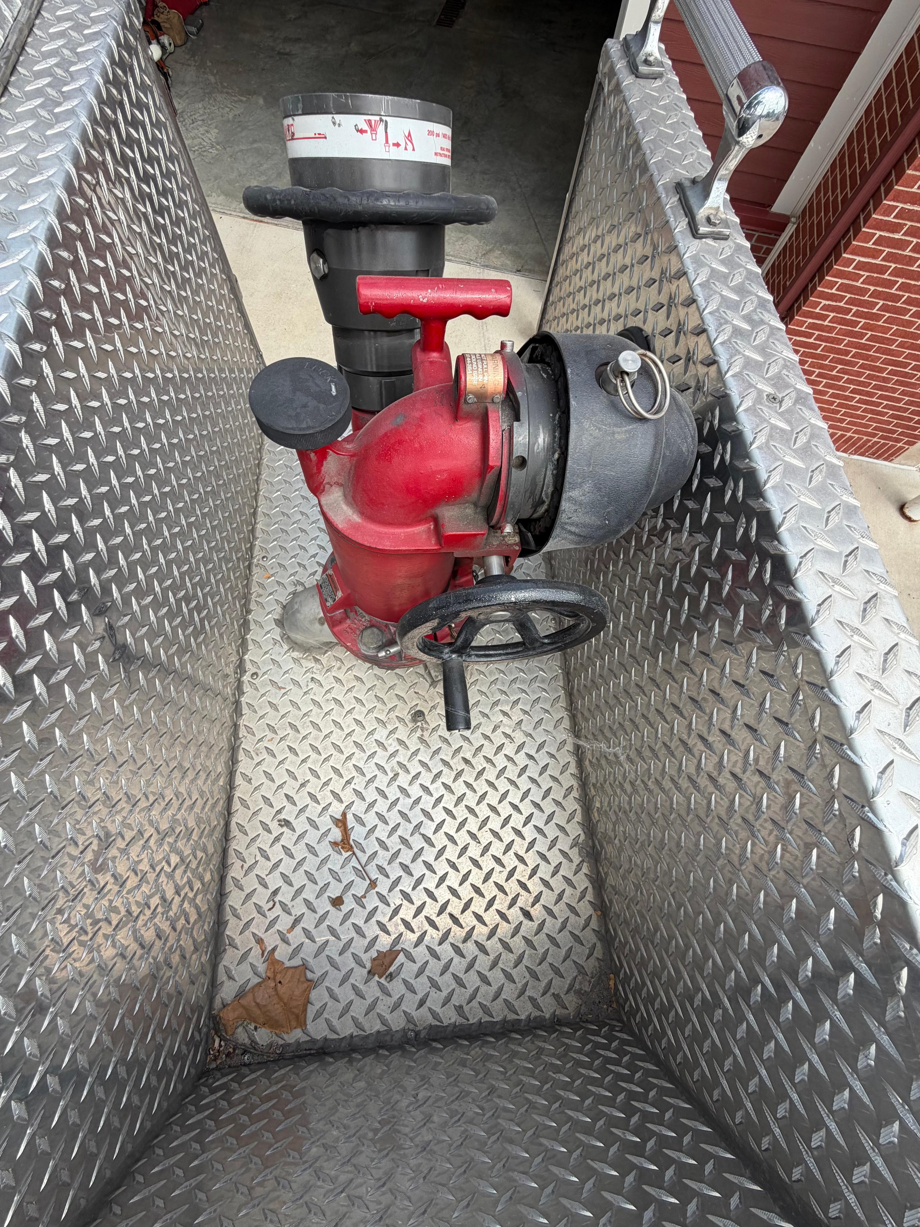2014 Rosenbauer Pumper - image 25