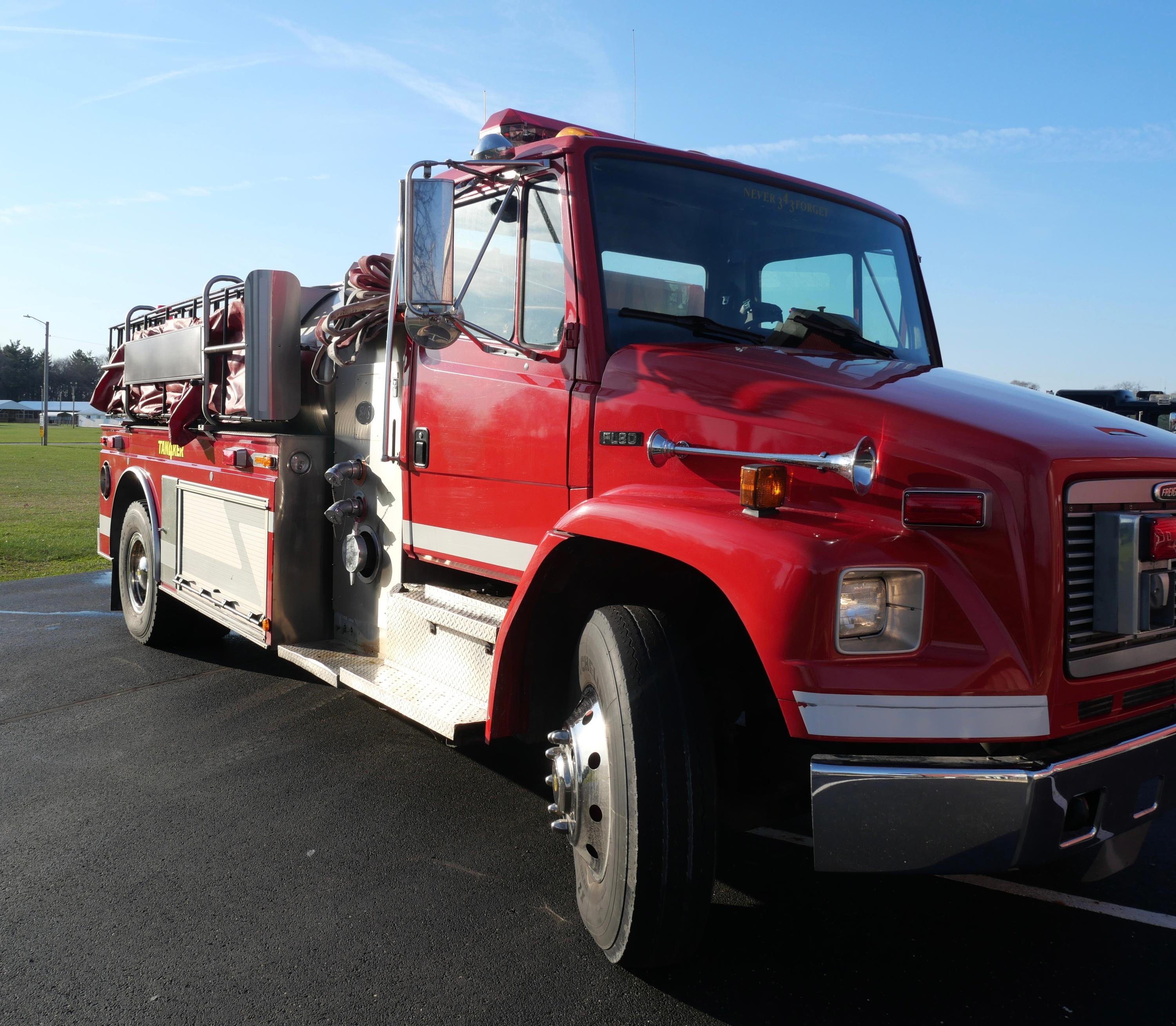1997 Freightliner FL80 Pumper Tanker - image 8