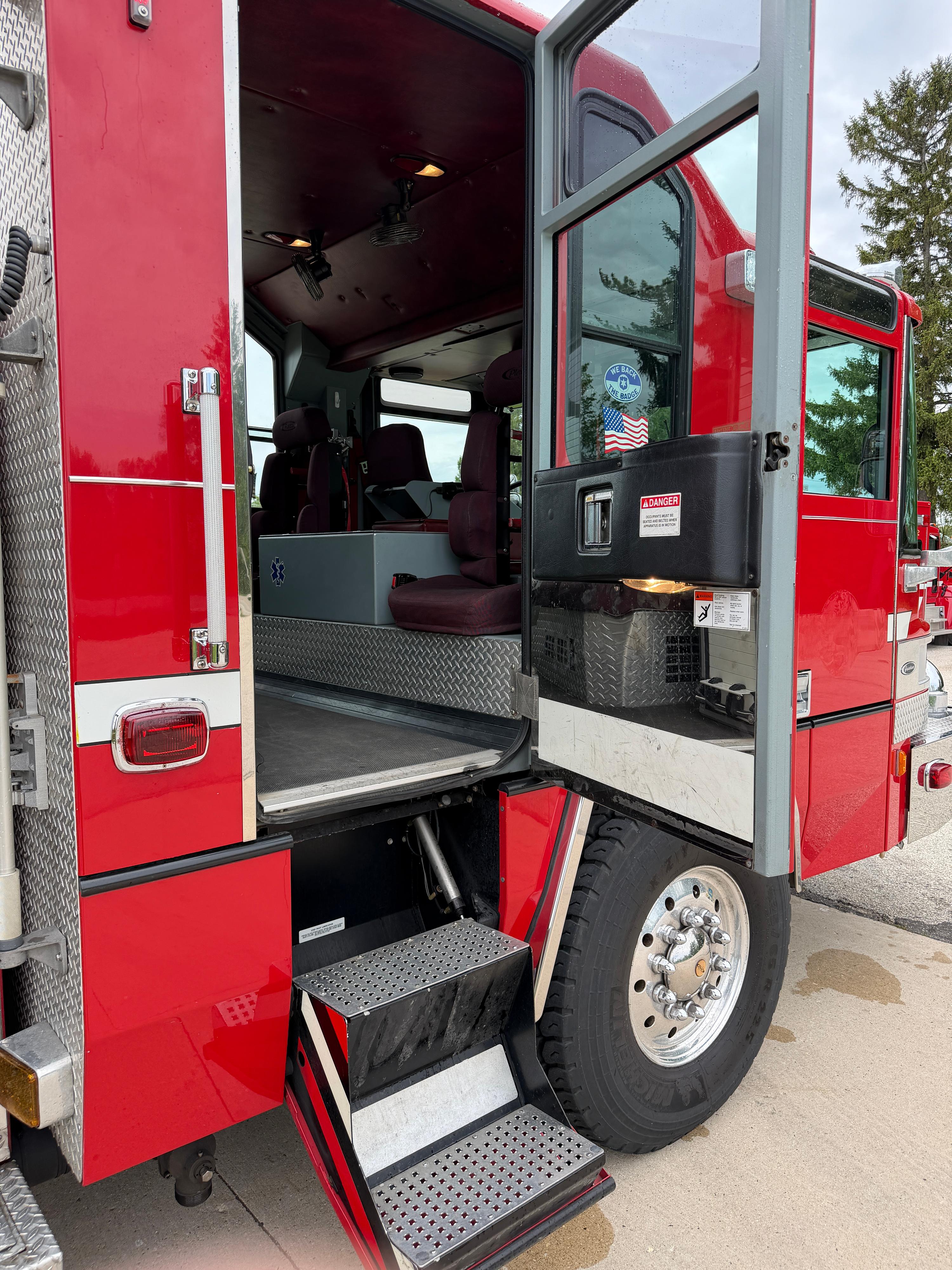 2005 Pierce Quantum Pumper - image 16