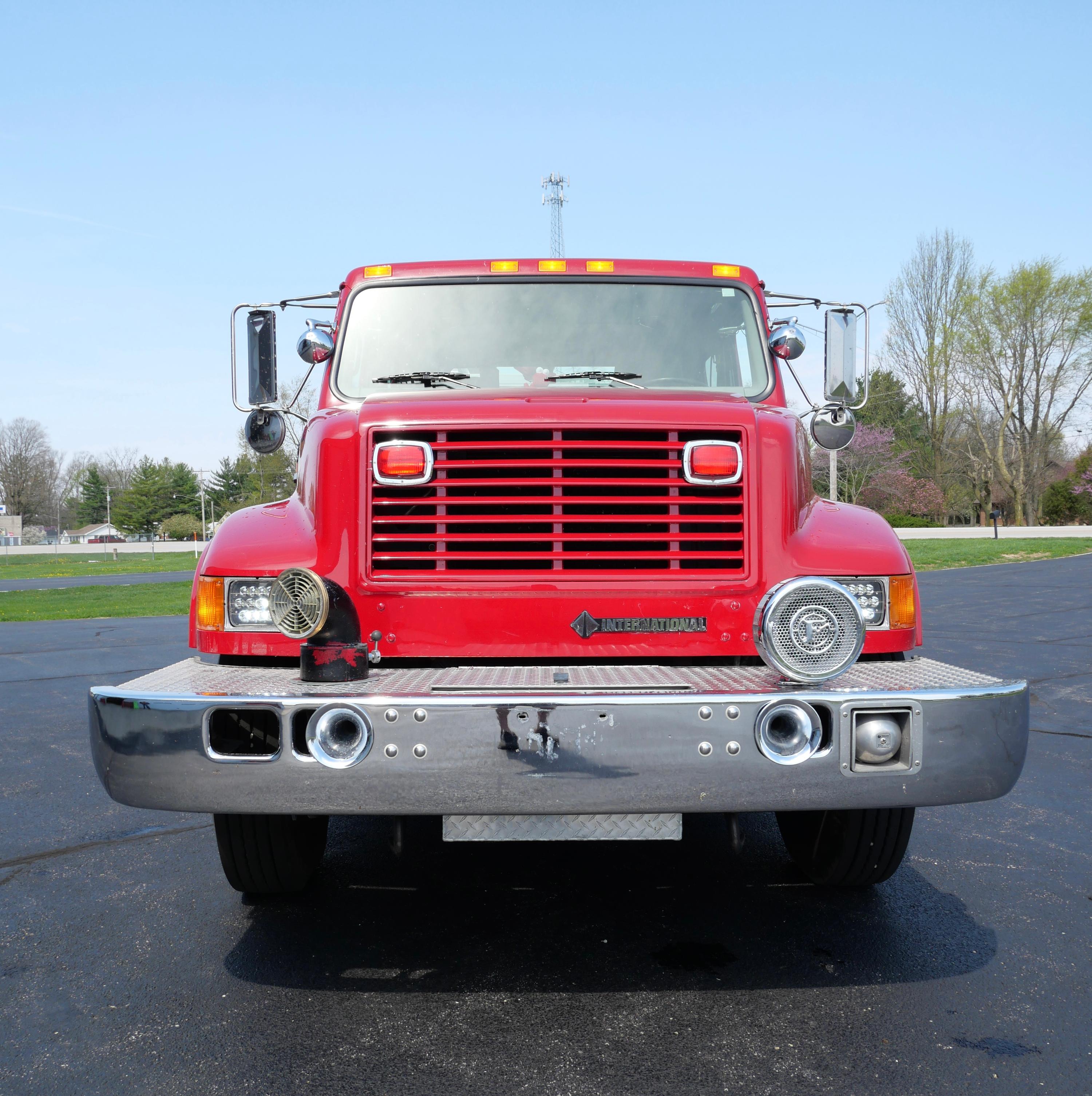 2000 E-One International Pumper - image 2