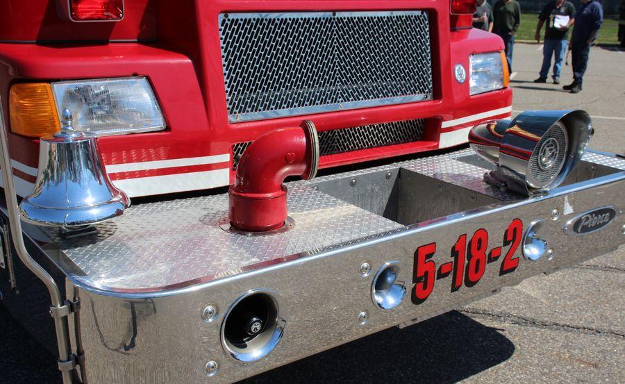 1998 Pierce Quantum Pumper - image 9