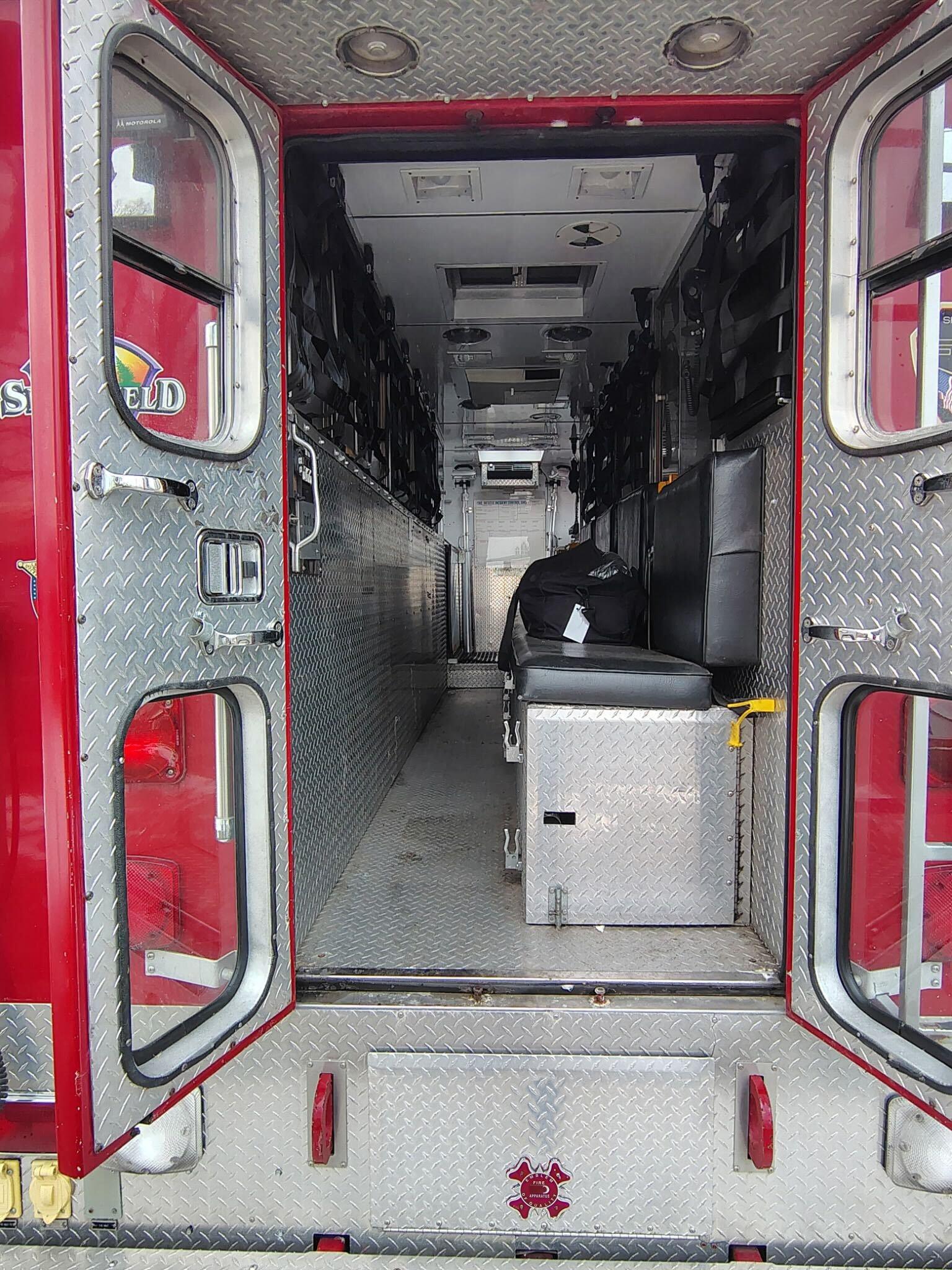 1989 Pemfab Imperial Heavy Rescue - image 5