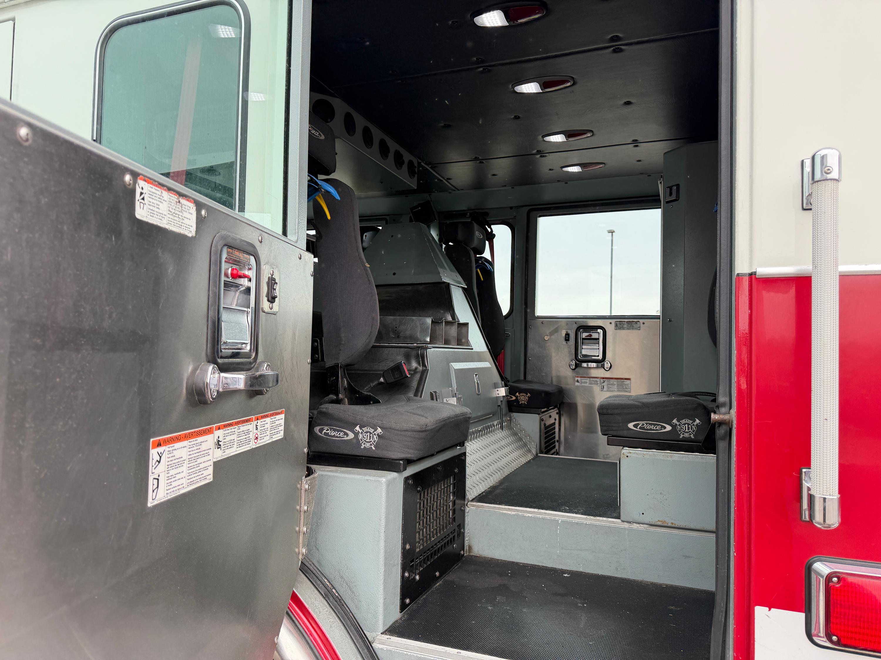 2018 Pierce ARROW XT 75' Aerial - image 27