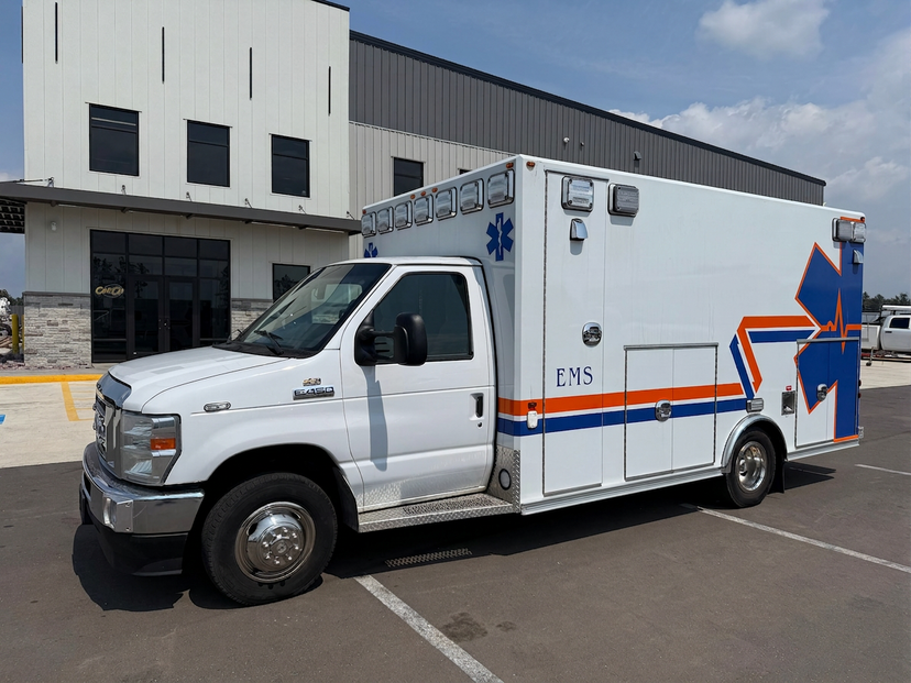 2021 Osage Ford Type III Ambulance — photo 7