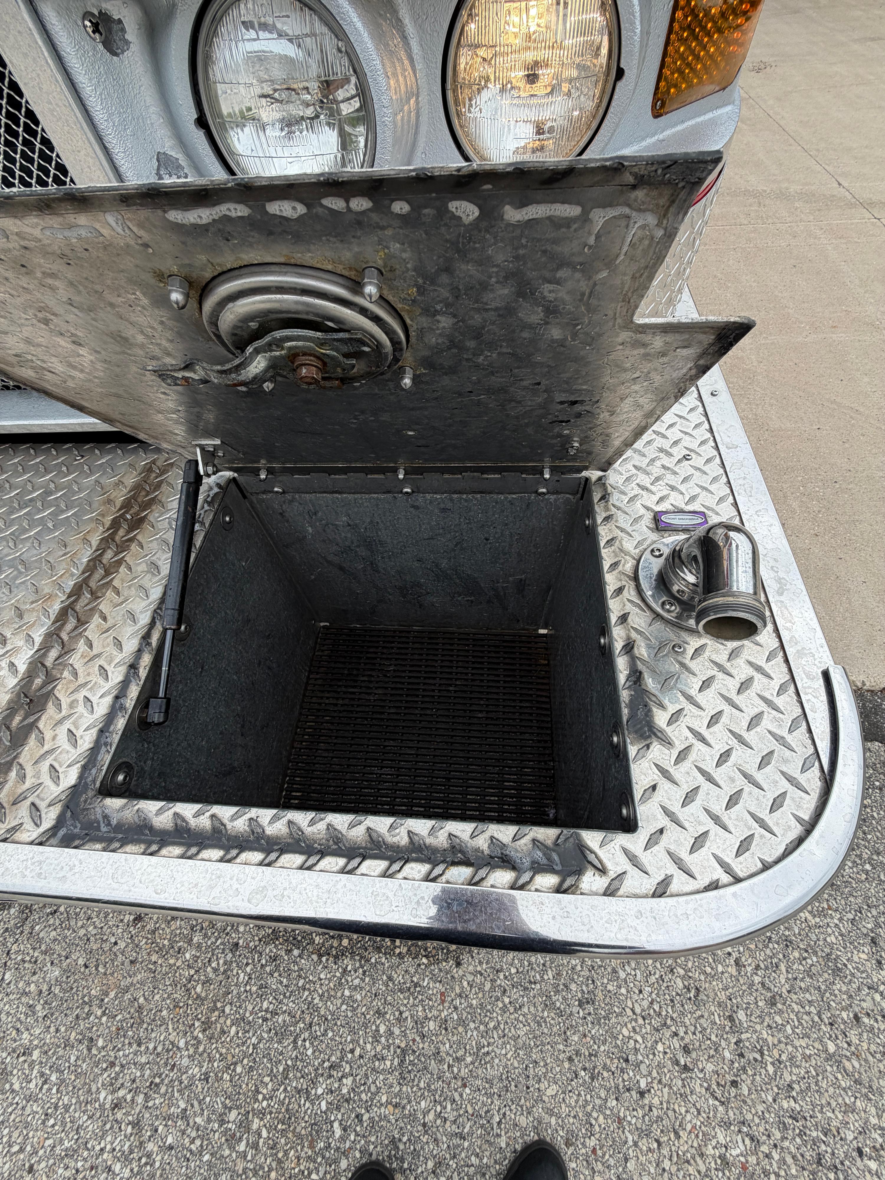 2005 Pierce Quantum Pumper - image 23