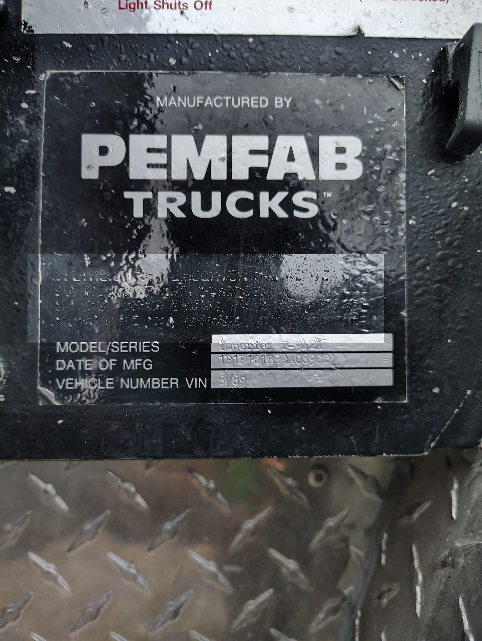 1989 Pemfab Imperial Heavy Rescue - image 9