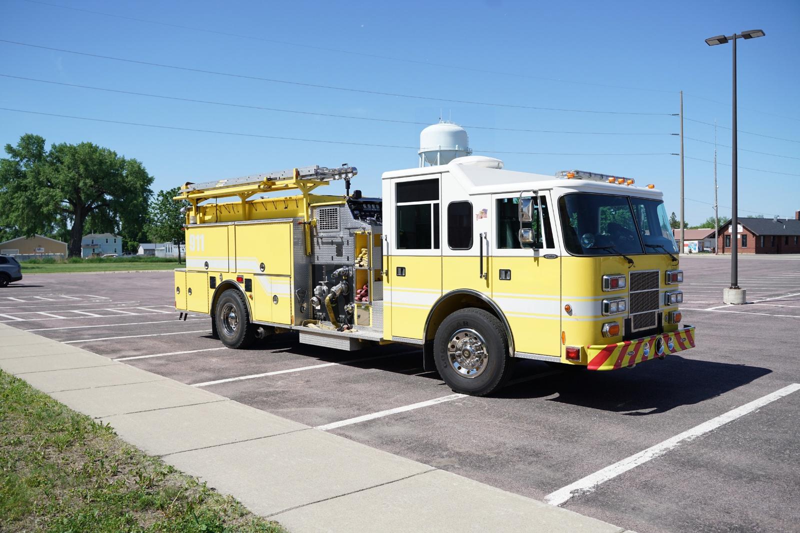 1995 Pierce Saber Pumper - image 1