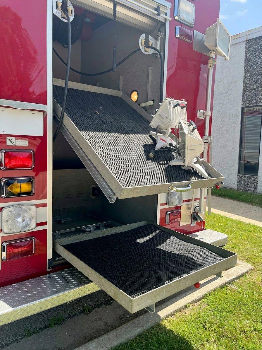 2004 HME Marion Heavy Rescue - image 16