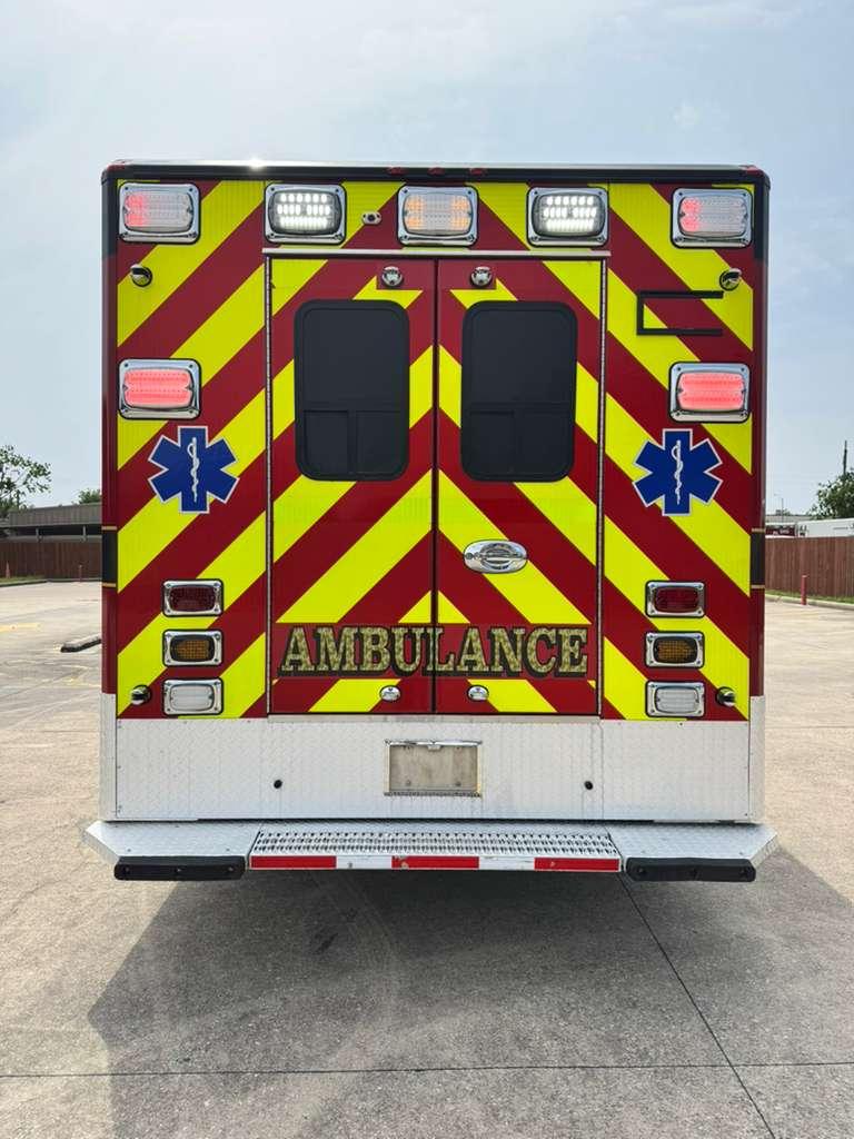 2020 Ford Type I Ambulance - image 3