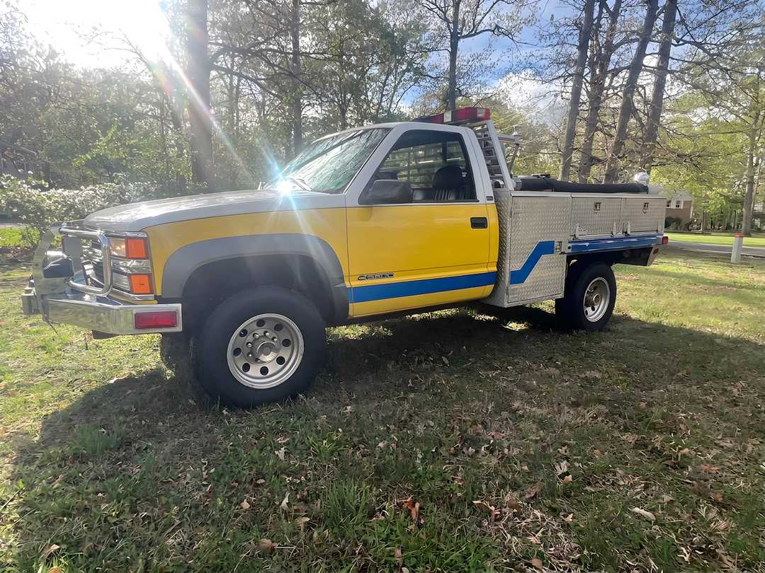 1997 Chevrolet 3500 4x4 Brush Truck