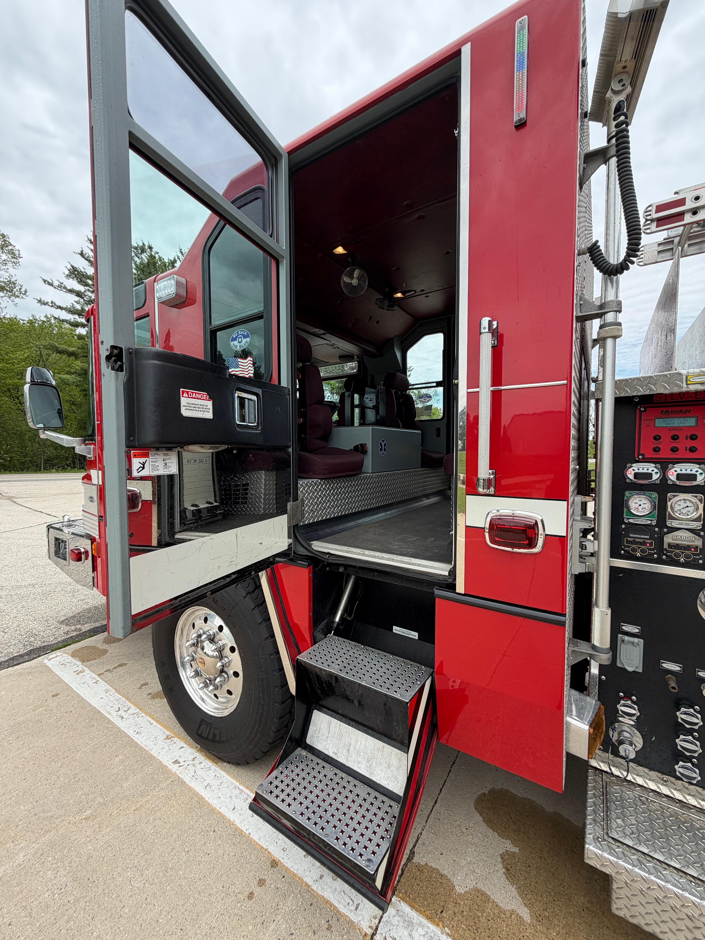 2005 Pierce Quantum Pumper - image 28