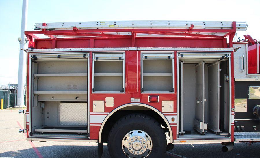 1998 Pierce Quantum Pumper - image 25