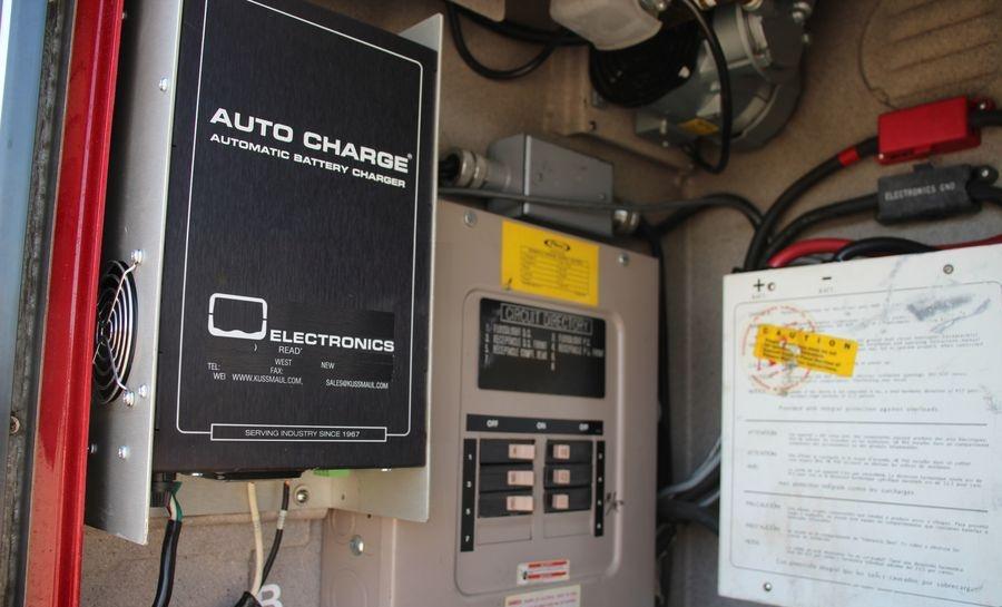 1998 Pierce Quantum Pumper - image 16