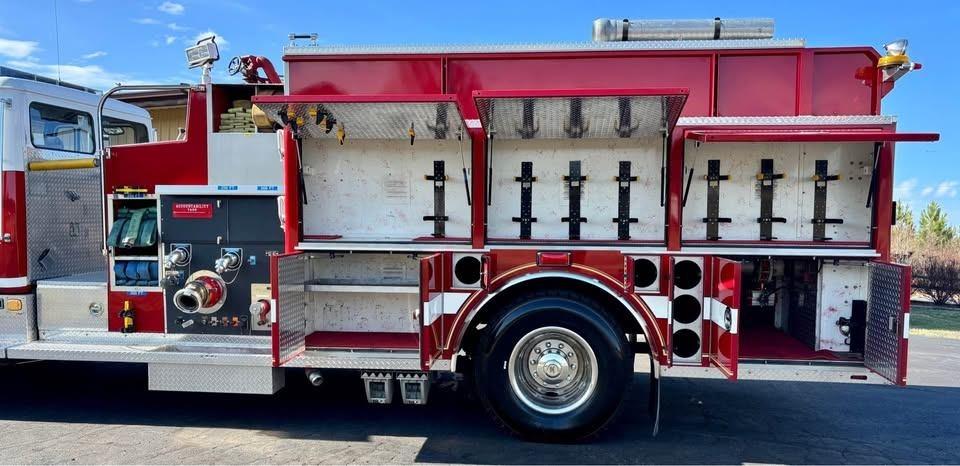 1996 Freightliner 3D Pumper - image 13