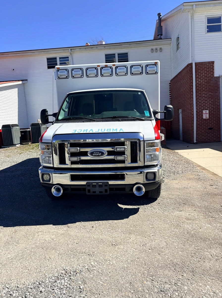 2017 Ford Type III Ambulance - image 2