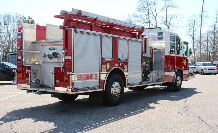 1998 Pierce Quantum Pumper - image 6
