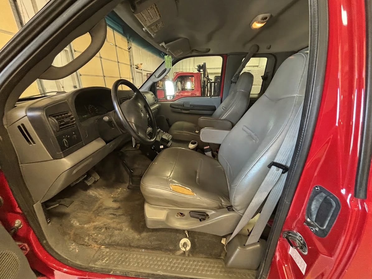 2005 Ford F-550 4x4 Brush Truck - image 7