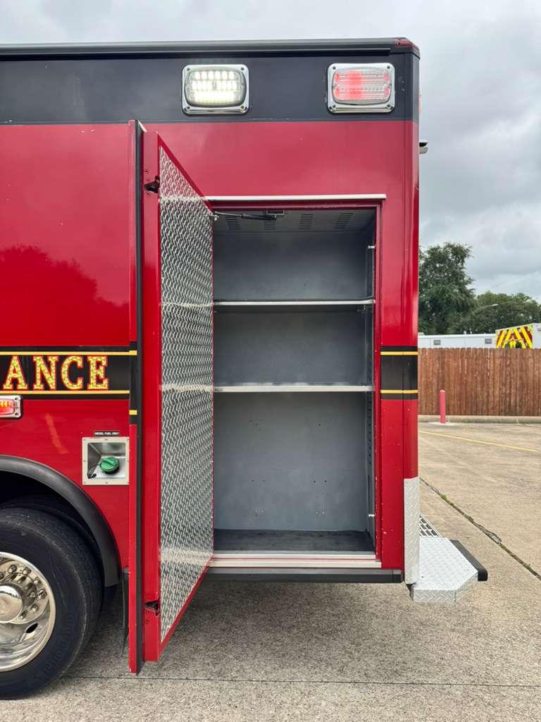 2019 Ford Type I Ambulance - image 18