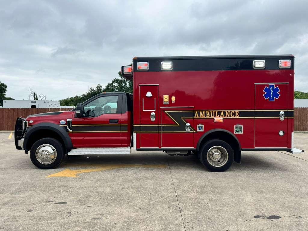 2019 Ford Type I Ambulance - image 2