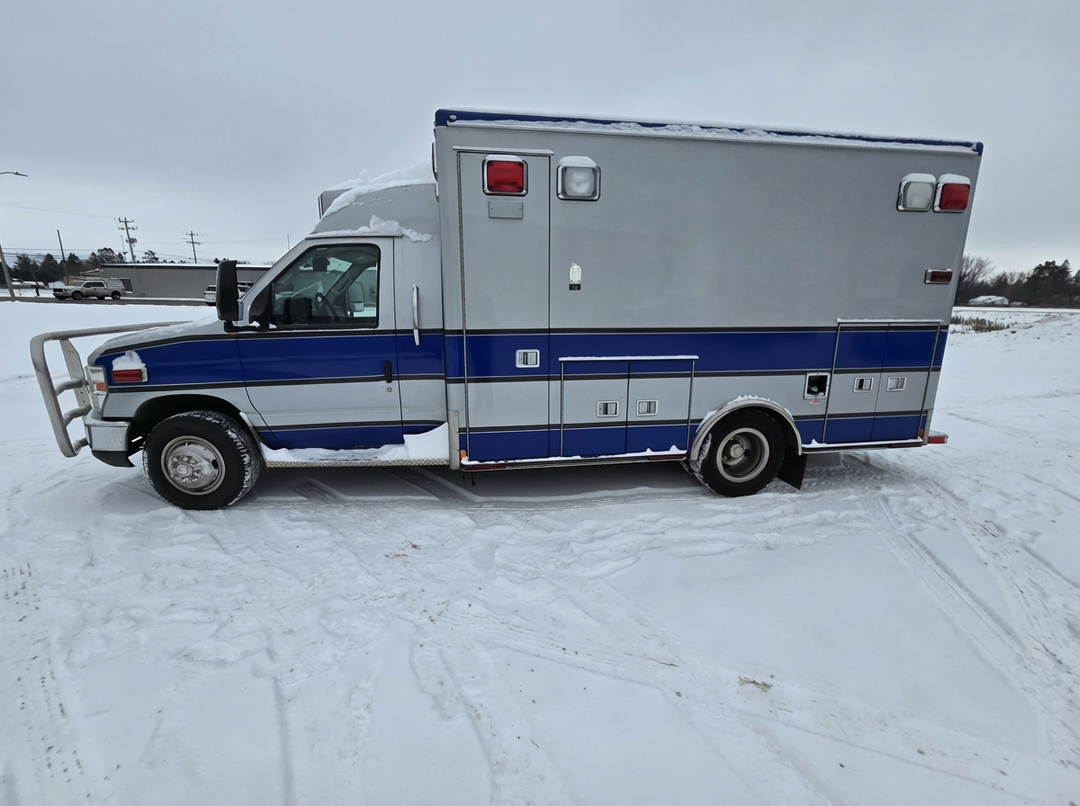 2011 MedTec Ford Ambulance