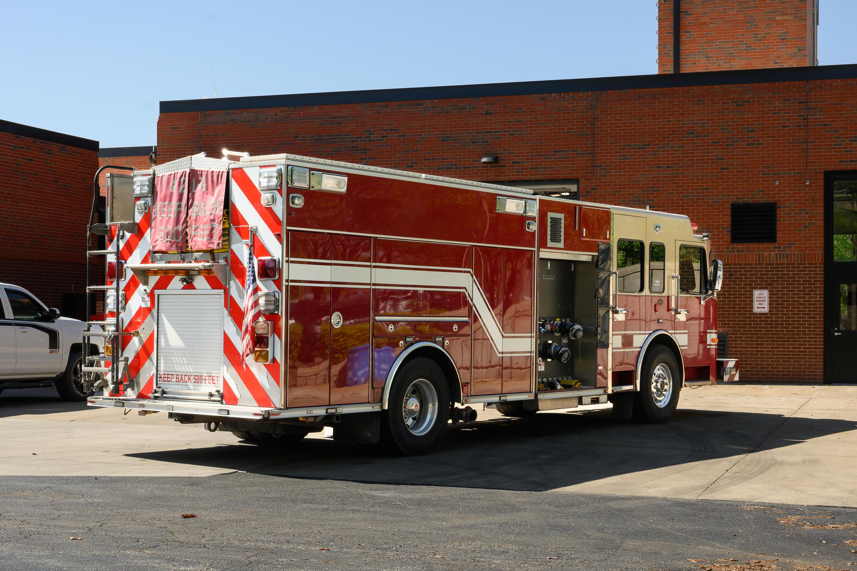 2009 Crimson Spartan Rescue Pumper - image 7