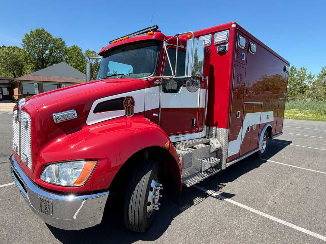 2018 AEV Freightliner Ambulance