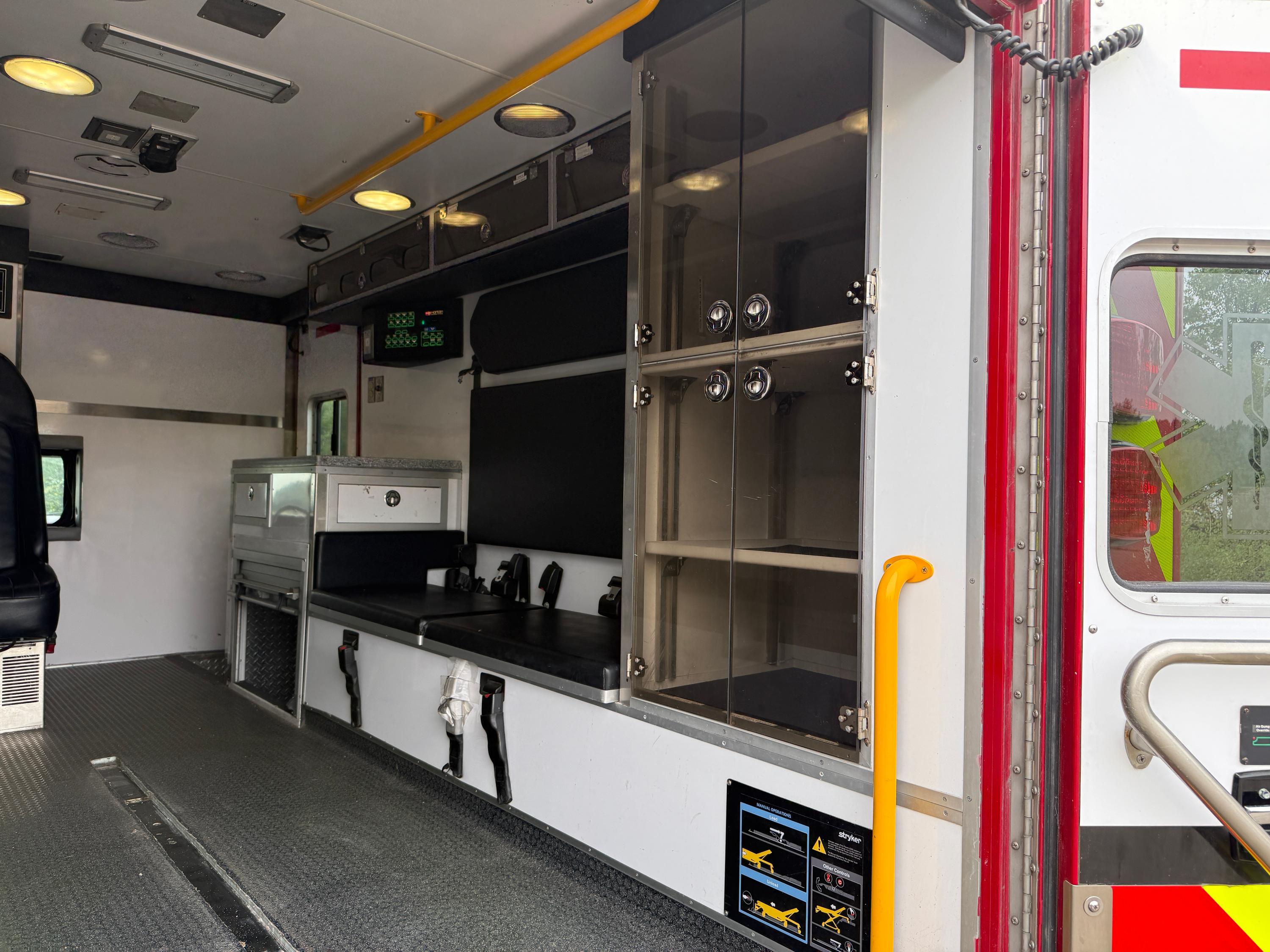 2023 Horton Ford 4x4 Type I Ambulance - image 18