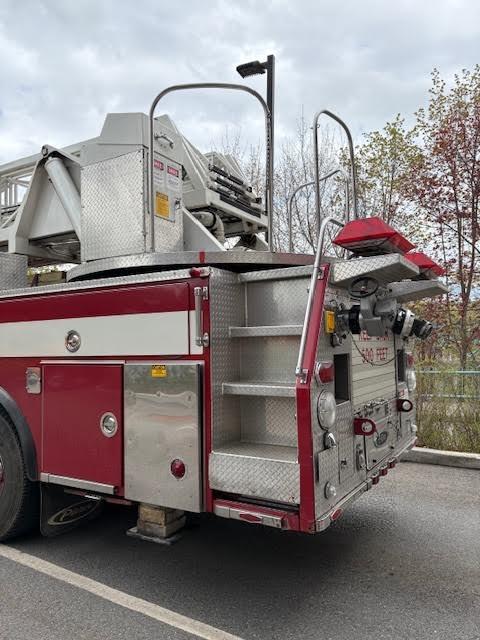 1991 Pierce 100' Aerial - image 17
