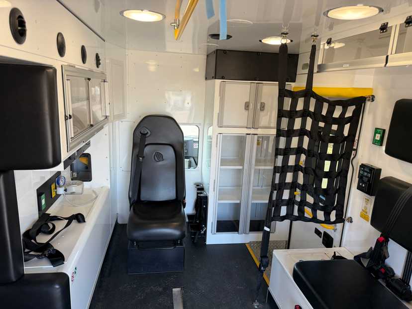 2023 Crestline Ford Type III Ambulance — photo 7