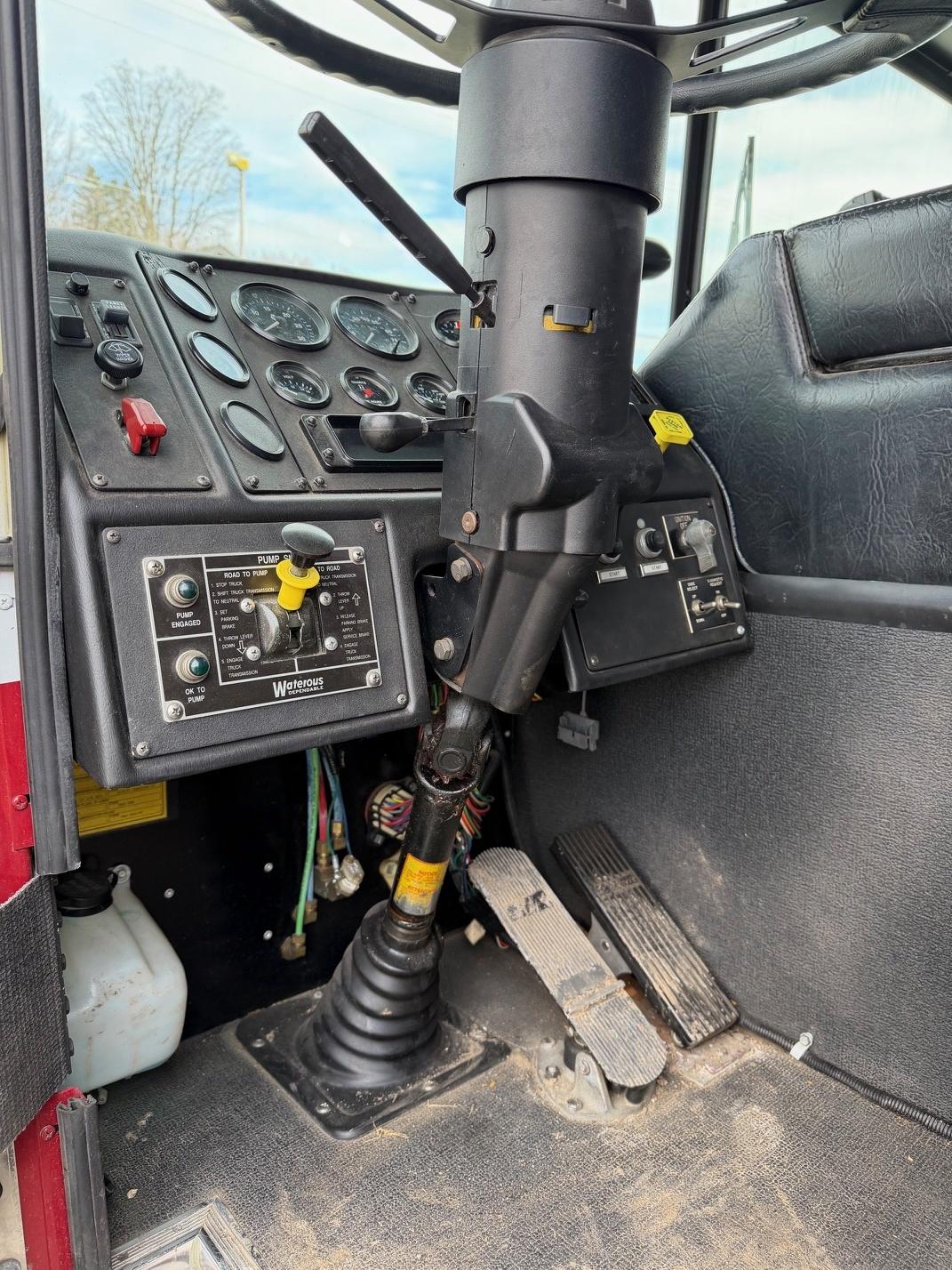 1996 Pumper - image 20