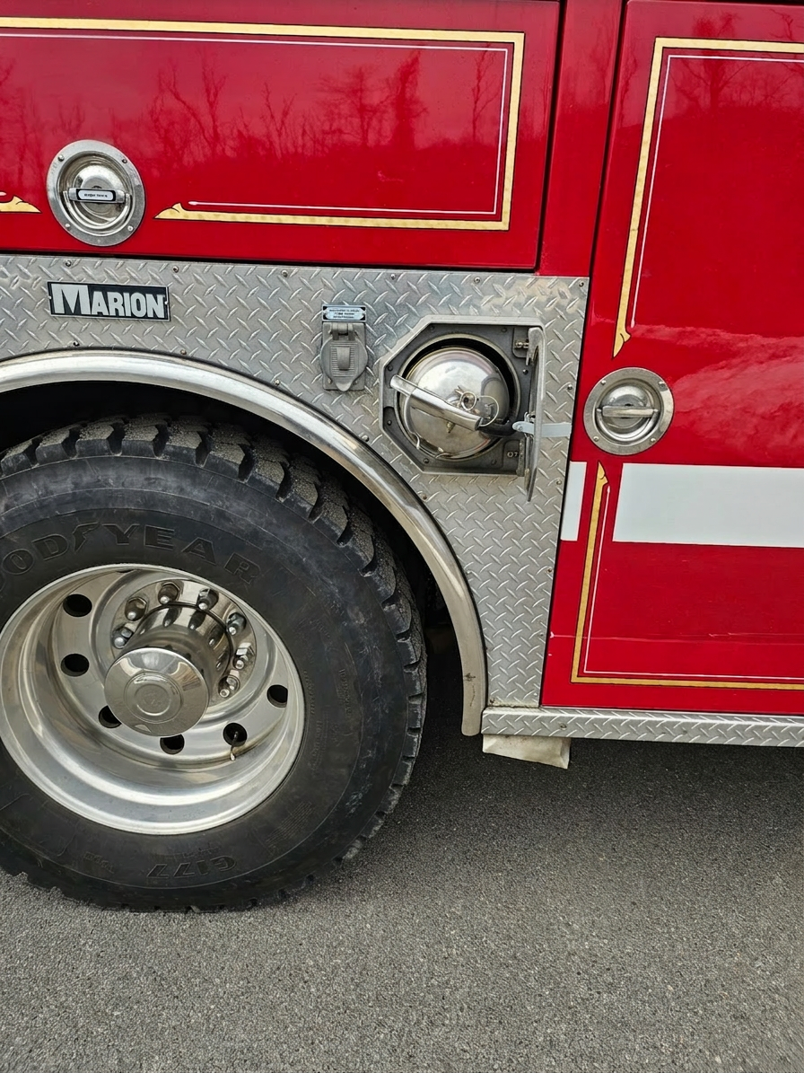 1999 Mack MR688P Pumper - image 14