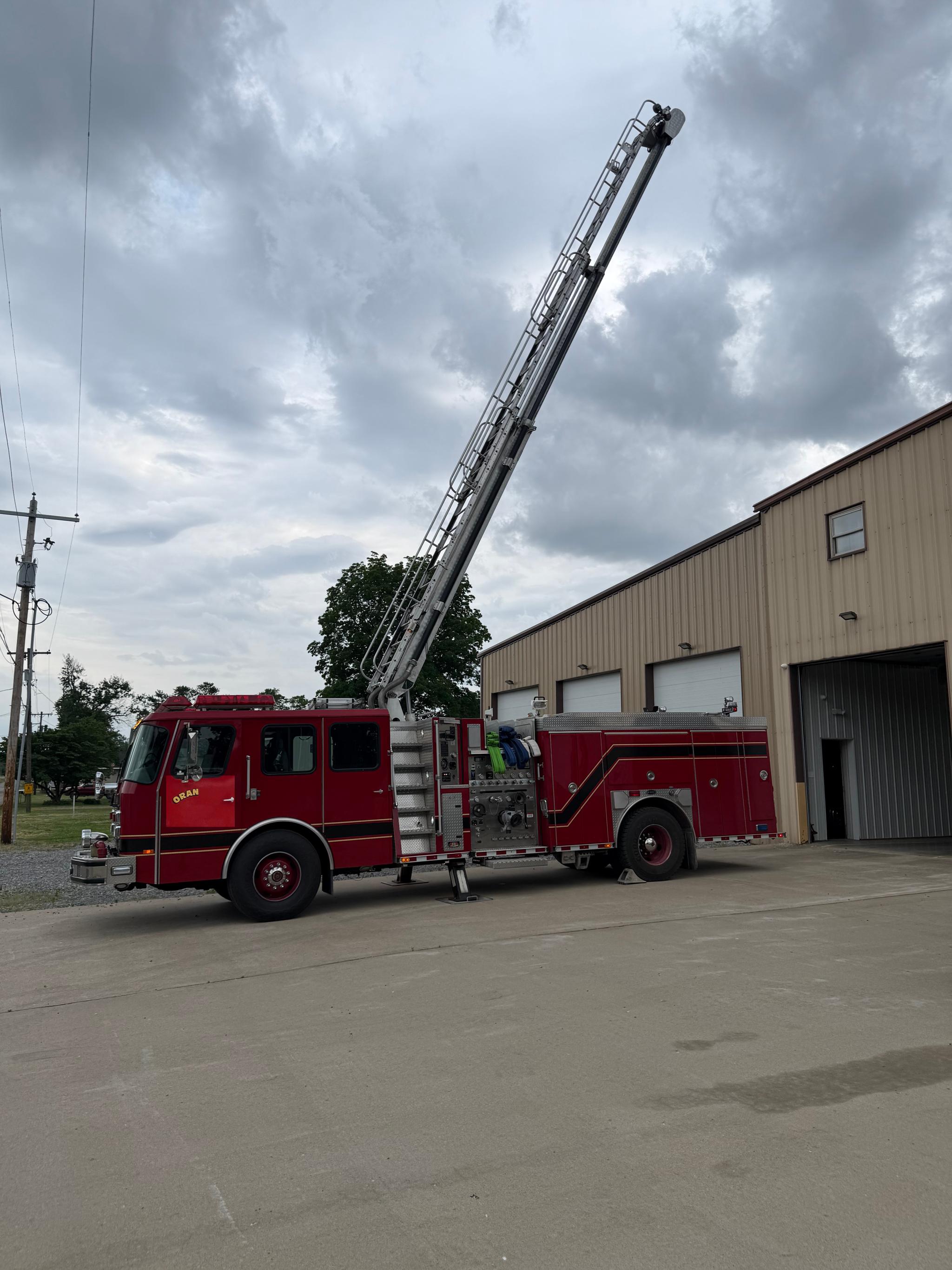 1997 E-One Telesquirt 50' Telesquirt - image 5